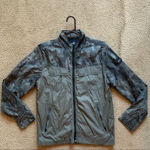 Like new RVCA windbreaker